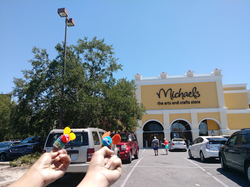 Craft Store «Michaels», reviews and photos, 630 US-441, Lady Lake, FL 32159, USA