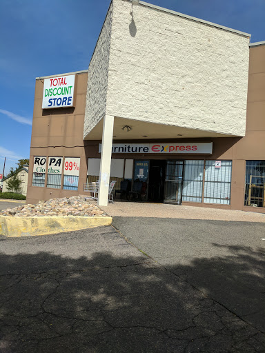 Thrift Store «Sun Rise Thrift Store», reviews and photos, 1880 S Havana St, Aurora, CO 80012, USA