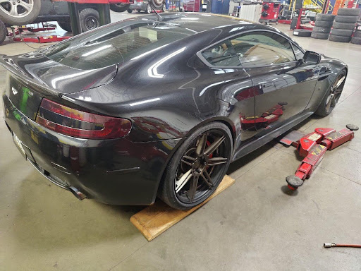 Auto Repair Shop «United Tire & Service of Downingtown», reviews and photos, 100 Robbins Rd, Downingtown, PA 19335, USA