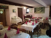 Atmosphère du Restaurant Auberge Du Pranzieux à Raon-aux-Bois - n°11