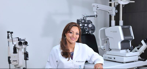 Dra. Susana Saavedra Pozo - Oftalmóloga Especialista en Prevención de Ceguera