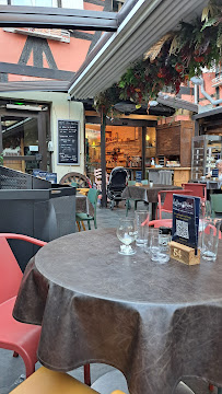 Atmosphère du Restaurant français La Cour de Mémé - Soupe à Mémé & Mercerie à Obernai - n°3