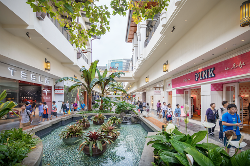 Shopping malls Honolulu