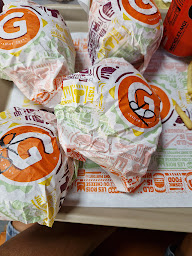 Photo n°9 de G LA DALLE Miramas à Miramas ()