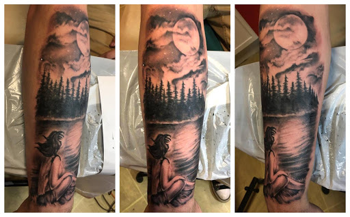 Body Piercing Shop «Alchemy Tattoo & Body Piercing in Tazewell, TN», reviews and photos, 1916 Highway 25 East, Tazewell, TN 37879, USA