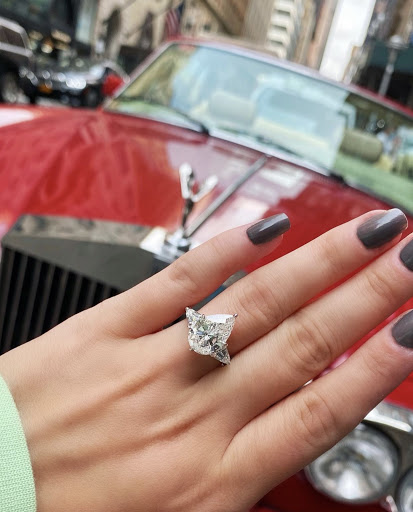 Jewelry Store «R & R Jewelers», reviews and photos, 26 W 47th St, New York, NY 10036, USA