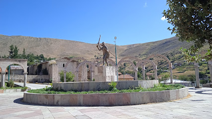 Plaza de Armas Llusco