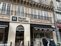 Bar du Restaurant italien IT - Italian Trattoria Rouen - n°1