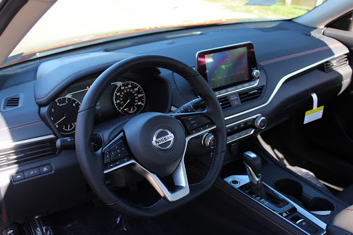 Nissan Dealer «Moses Nissan», reviews and photos