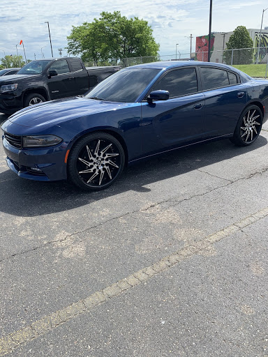 Auto Body Shop «Maaco Collision Repair & Auto Painting», reviews and photos, 32630 Ford Rd, Garden City, MI 48135, USA