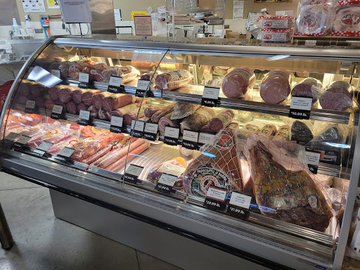 Grocery Store «Grandview Yard Market District», reviews and photos, 840 W 3rd Ave, Columbus, OH 43212, USA