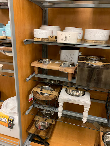 Department Store «T.J. Maxx», reviews and photos, 30965 Five Mile Road, Livonia, MI 48154, USA