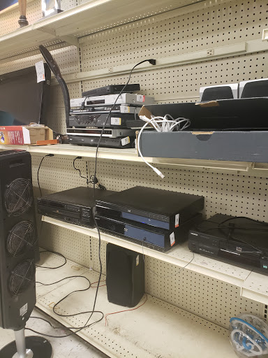 Donations Center «Goodwill of North Georgia: Roswell Store and Donation Center», reviews and photos