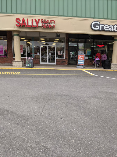 Hair Salon «Great Clips», reviews and photos, 249 E Main St, Westfield, MA 01085, USA