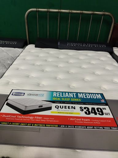 Furniture Store «American Freight Furniture and Mattress», reviews and photos, 2800 N Springboro Pike, Moraine, OH 45439, USA