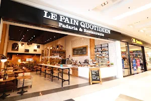 Le Pain Quotidien image