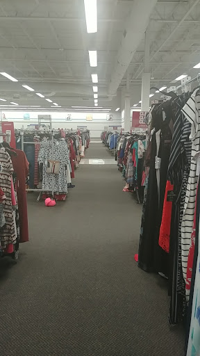 Clothing Store «Burlington Coat Factory», reviews and photos, 4500 S Damen Ave, Chicago, IL 60609, USA