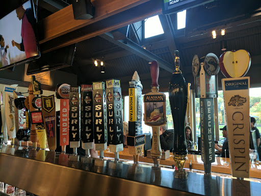 Brewpub «Crooked Pint Ale House», reviews and photos, 3210 Chaska Blvd, Chaska, MN 55318, USA