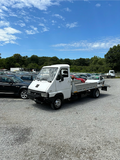 Photo 1 - Épaviste Nicolas Biarritz Bayonne Anglet | Enlèvement Voiture Épave VHU Gratuit - Dépannage - Ferraille 64 40 Villefranque