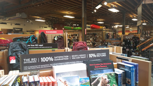 Camping Store «REI», reviews and photos, 3825 S Steele St, Tacoma, WA 98409, USA