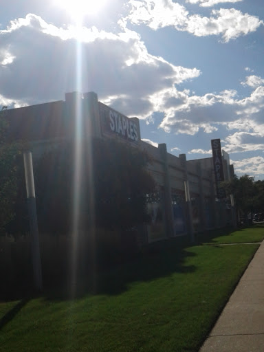 Office Supply Store «Staples», reviews and photos, 7350 W Alameda Ave, Lakewood, CO 80226, USA
