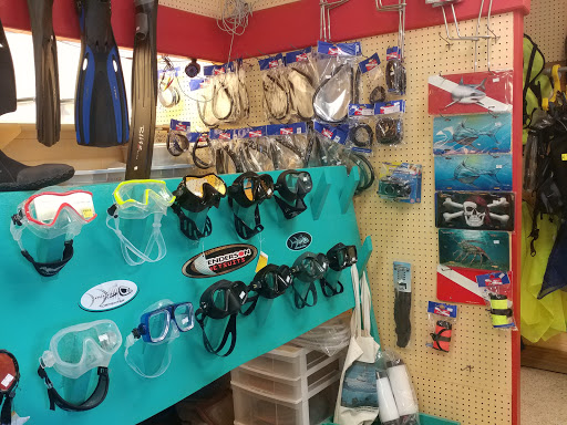 Fishing Store «Fishing & Diving Center», reviews and photos, 6300 N Atlantic Ave, Cape Canaveral, FL 32920, USA