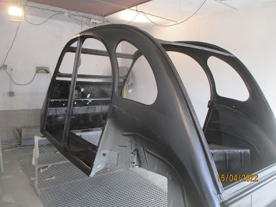 caisses de 2 CV à Cuers