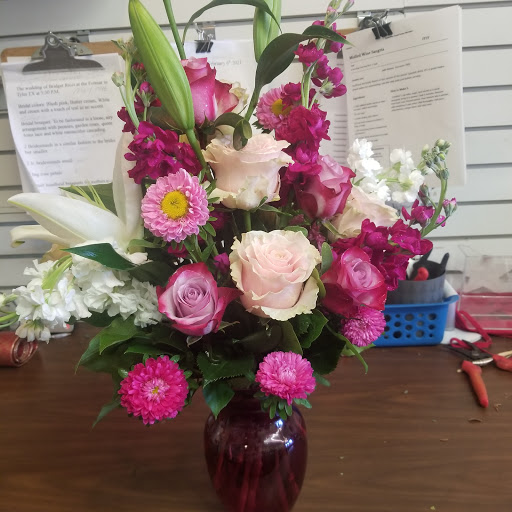 Florist «Forget Me Not Flowers and Gifts», reviews and photos, 113 E 8th St, Tyler, TX 75701, USA