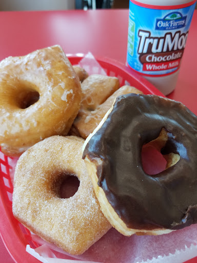 Donut Shop «Shipley Do-Nuts», reviews and photos, 6417 Precinct Line Rd, North Richland Hills, TX 76182, USA