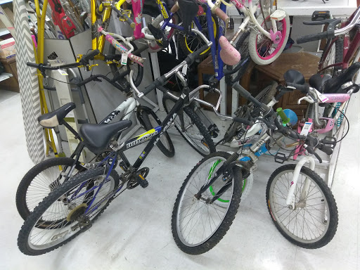 Thrift Store «Savers», reviews and photos, 3900 Tyler St, Riverside, CA 92503, USA