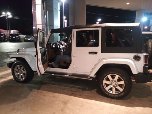 Chrysler Dealer «Tri County Chrysler Dodge Jeep SuperStore», reviews and photos, 1290 Hebron Rd, Heath, OH 43056, USA