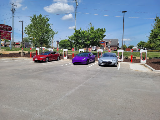 Electric vehicle charging station contractor High Point