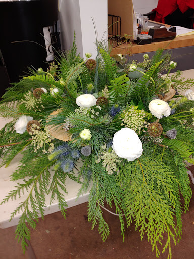 Wholesale Florist «Kennicott Milwaukee», reviews and photos, 4831 W State St, Milwaukee, WI 53208, USA