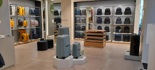 Samsonite - Via San Pietro all’Orto - Milano