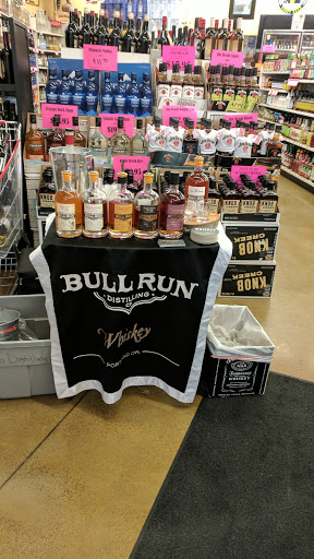 Liquor Store «Rose City Liquor Store», reviews and photos, 7253 NE Sandy Blvd, Portland, OR 97213, USA