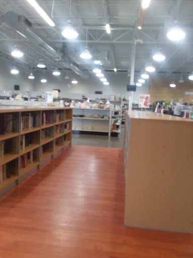 Thrift Store «Goodwill», reviews and photos