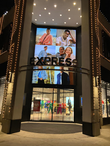 Express, 4090 The Strand E, Columbus, OH 43219, USA, 