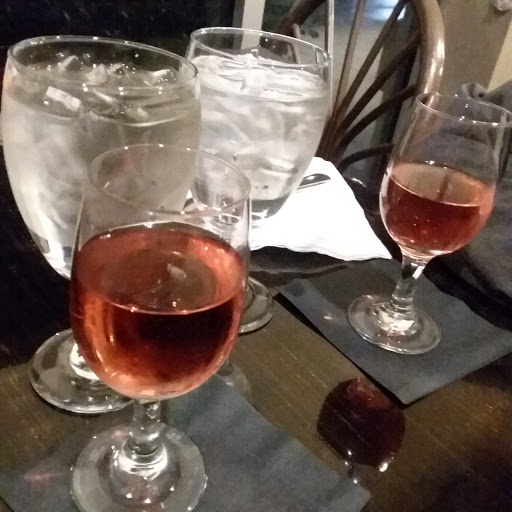 Bar «Jackpot Bistro», reviews and photos, 1652 NW Fairview Dr, Gresham, OR 97030, USA