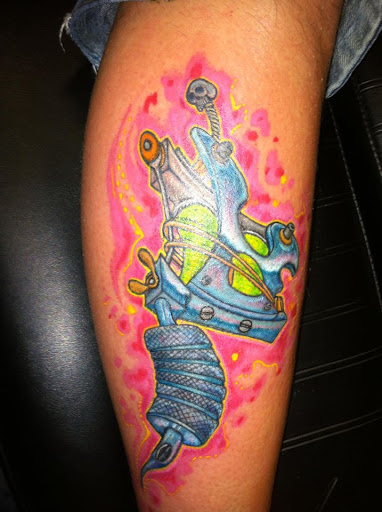 Tattoo Shop «Righteous Tattoo», reviews and photos, 2371 Manchester Rd, Akron, OH 44314, USA