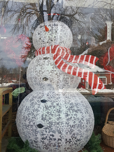 Gift Shop «Flowers By Lynn», reviews and photos, 77 Sullivan St, Wurtsboro, NY 12790, USA