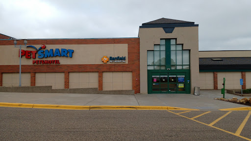 Pet Supply Store «PetSmart», reviews and photos, 2480 Fairview Ave N, Roseville, MN 55113, USA