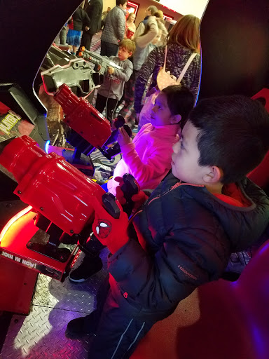 Movie Theater «Cinemark Western Hills 14», reviews and photos, 5870 Harrison Ave, Cincinnati, OH 45248, USA