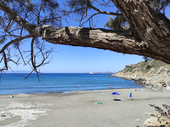 Amitsa beach