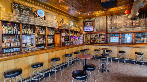 Bar «Quenchers Saloon», reviews and photos, 2401 N Western Ave, Chicago, IL 60647, USA