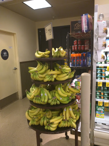 Grocery Store «Safeway», reviews and photos, 1026 Hunt Ave, St Helena, CA 94574, USA