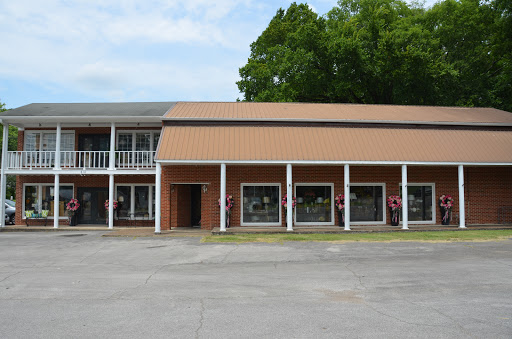 Florist «Lively Florist Shop», reviews and photos, 610 Hatcher Ln, Columbia, TN 38401, USA