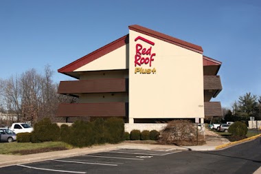 Red Roof Plus Atlanta Buckhead