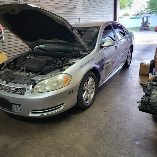 Auto Repair Shop «Lino Auto Repair», reviews and photos, 6214 All American Blvd # A, Orlando, FL 32810, USA