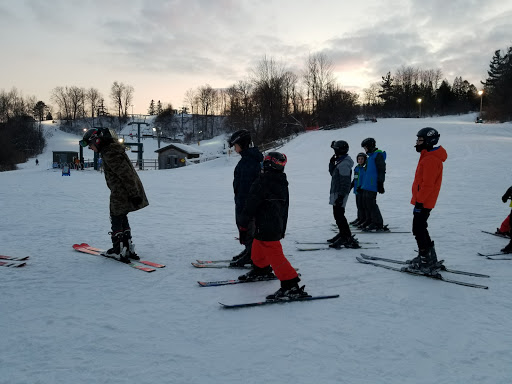 Skiing lessons Toronto