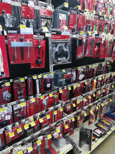 Auto Parts Store «Pep Boys Auto Parts & Service», reviews and photos, 620 N Green Bay Rd, Waukegan, IL 60085, USA